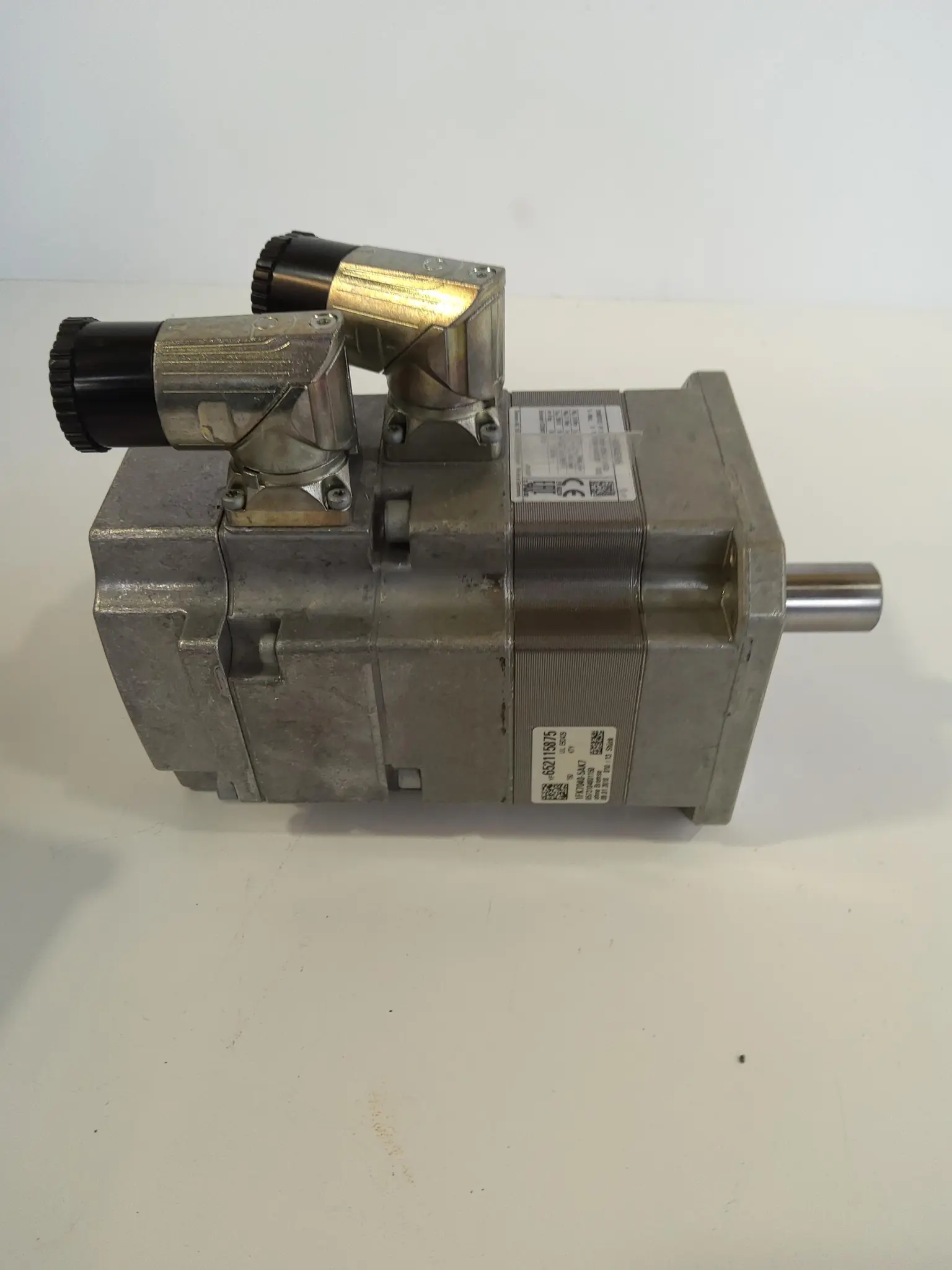 Produktfoto 1 von SIEMENS Servomotor mit Inkrementalencoder Code: 1FK7040-5AK71-1AG0