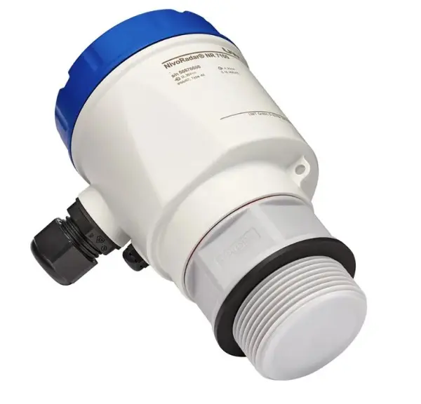 Produktfoto 1 von Level sensor NR7100 for liquids, radar FMCW, 0-10 m, 4-20 mA, G 1 1/2"; PVDF, 8° antenna, max 60°C/3 bar, without display, bluetooth