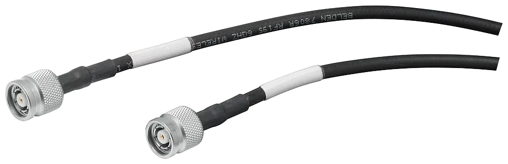 Produktfoto 1 von Siemens SIMATIC RF600 Steckleitung Antenne, PE, 2xRP-TNC, IP65, 40m